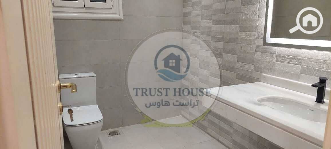 9 WhatsApp Image 2025-10-19 at 13.16. 31 (2). jpeg