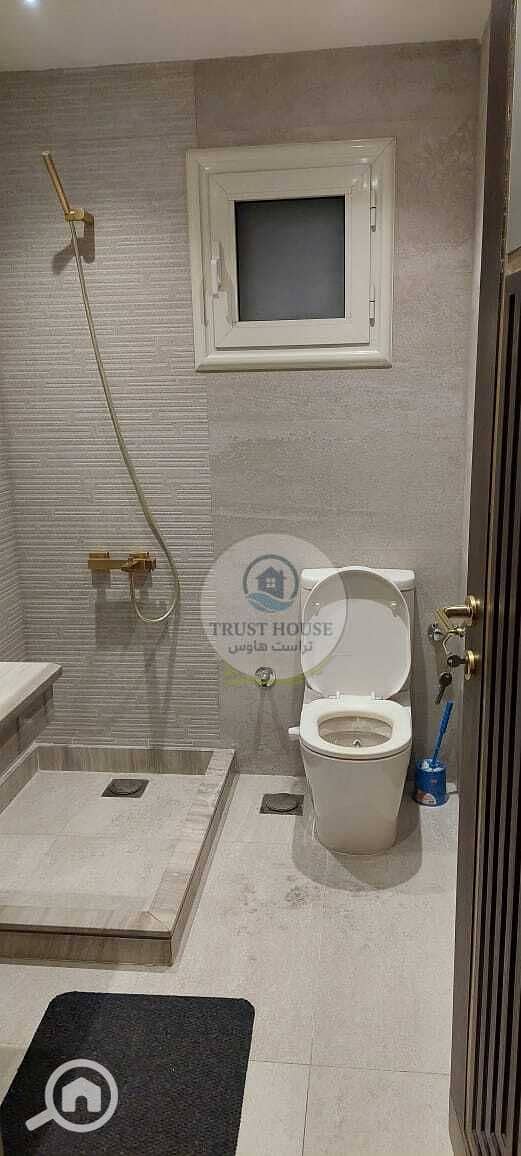 16 WhatsApp Image 2025-10-19 at 13.16. 32 (2). jpeg