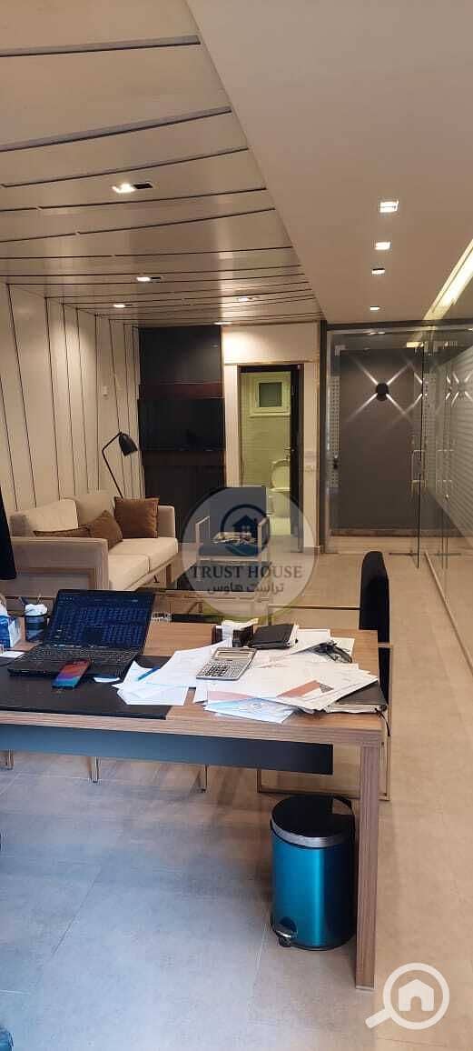 17 WhatsApp Image 2025-10-19 at 13.16. 32 (3). jpeg