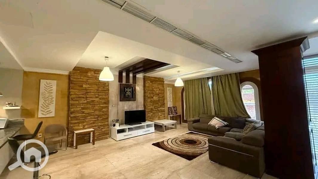 7 542659228_801755369031902_3944358968687341429_n. jpg