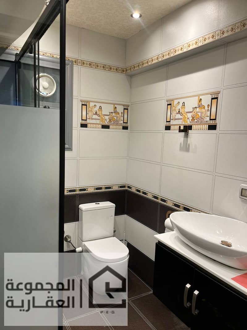 9 bdbe3afd-7c0a-417b-a6f3-527a81ac191a. jpg