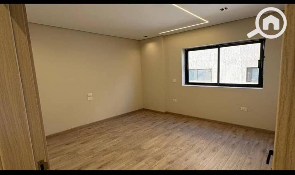 8 WhatsApp Image 2025-10-08 at 1.50. 20 PM. jpeg