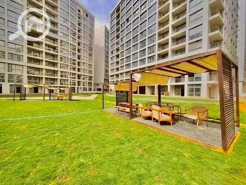 8 oneresize (37). jpg