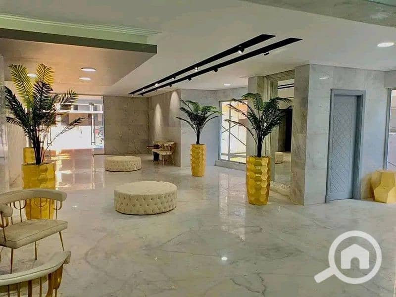 32 oneresize (2). jpg