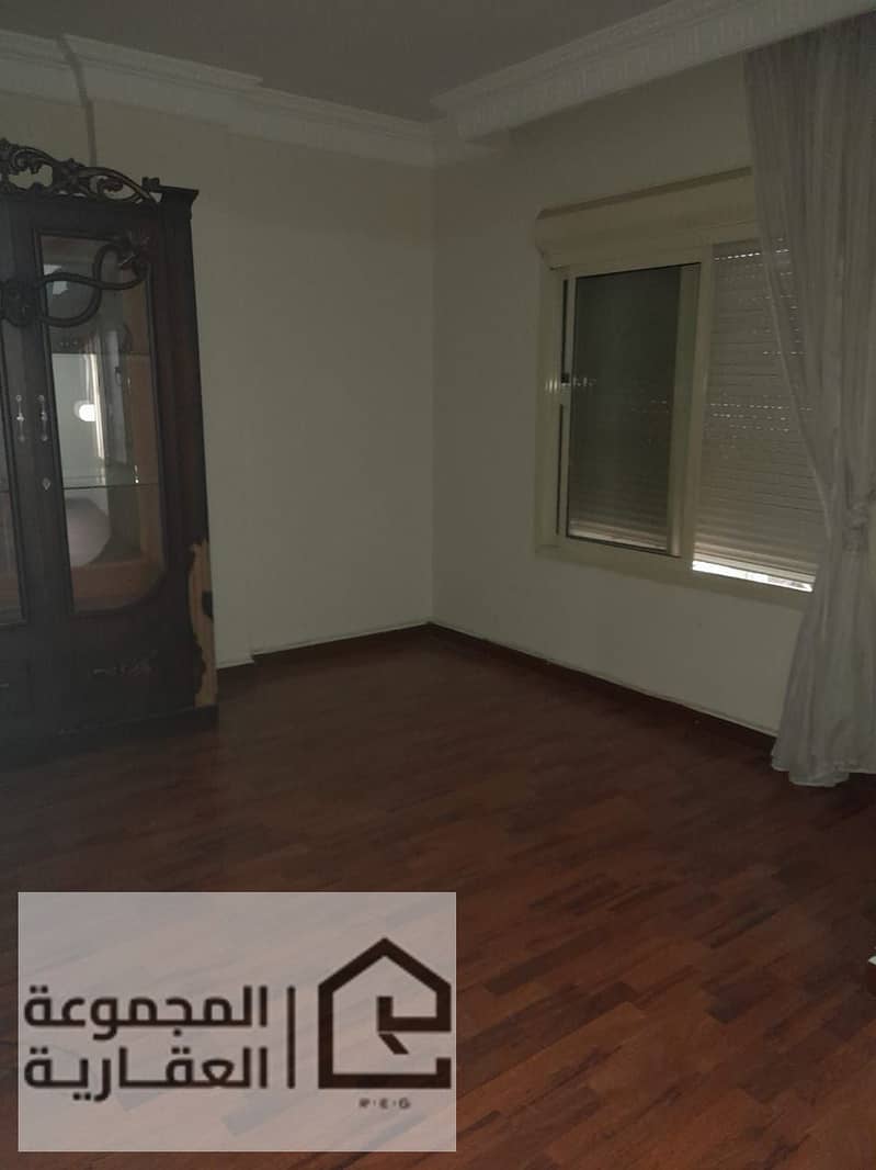 4 537f80fe-15ce-4517-bdfe-c2c92d4e33eb. jpg