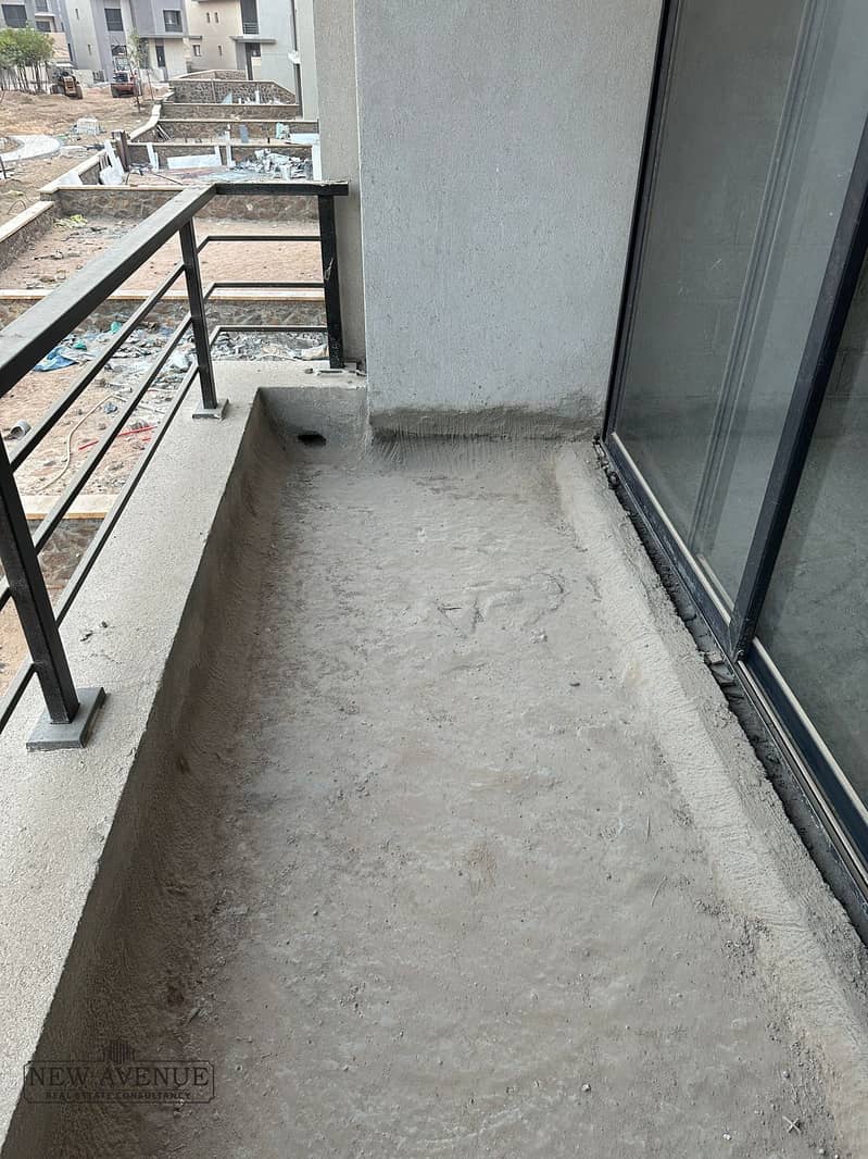 2 WhatsApp Image 2025-12-10 at 14.14. 08_006ccab3. jpg