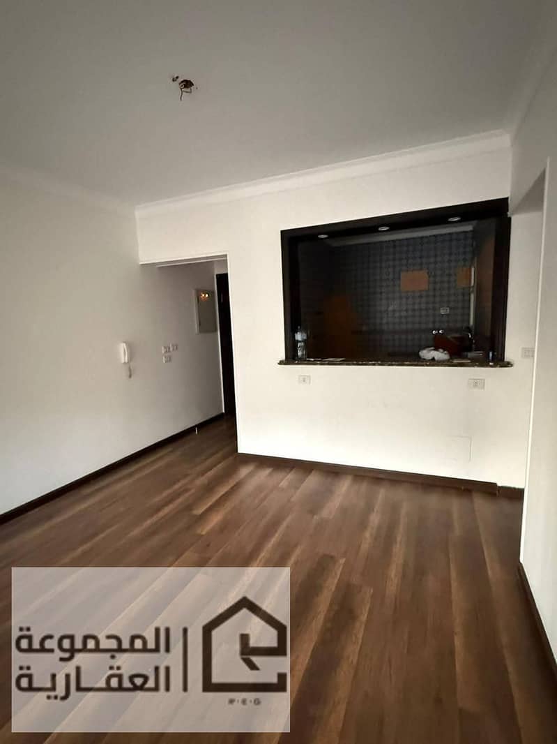 2 59512e15-c602-4d0a-9d79-32ad183b3769. jpg