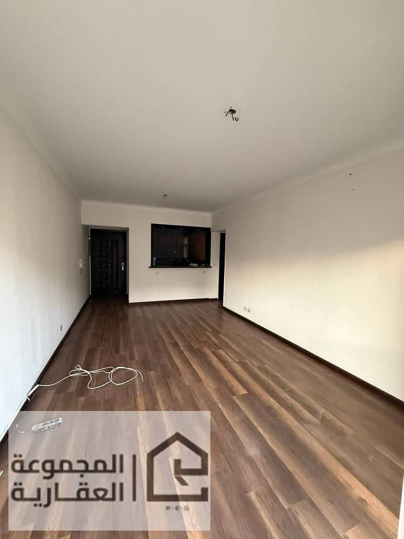 3 c7932363-9921-4a32-8e46-277d3437fe03. jpg