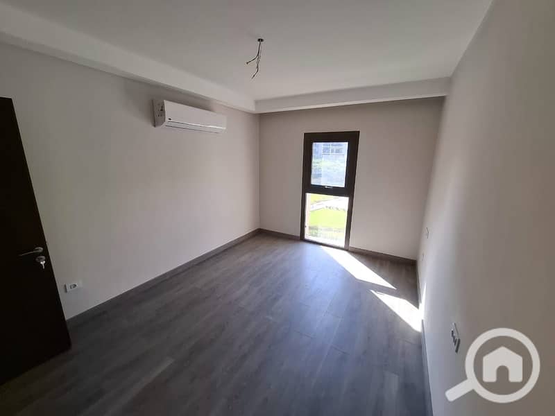 6 WhatsApp Image 2025-12-15 at 11.32. 54 AM (1). jpeg