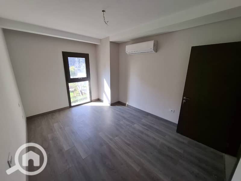 10 WhatsApp Image 2025-12-15 at 11.32. 55 AM. jpeg