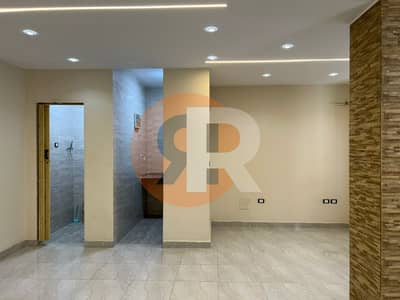 مکتب  للايجار في القطامية، القاهرة - IMG-20251017-WA0009. jpg