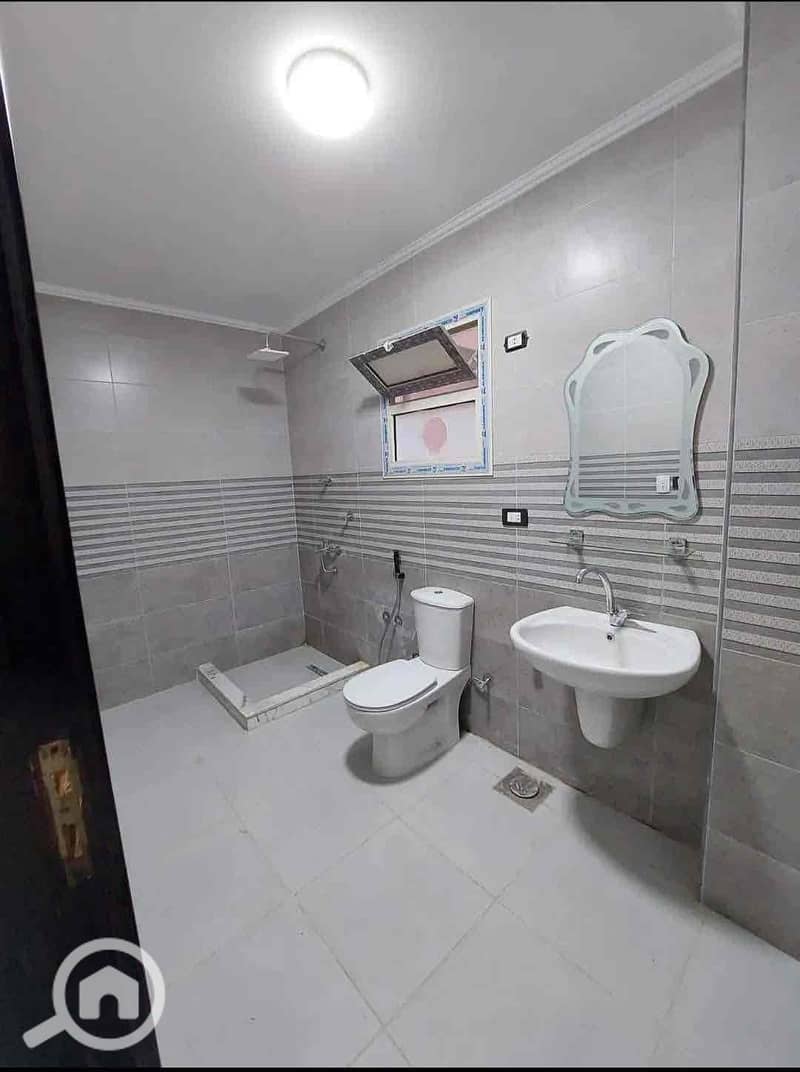 5 d44f2c63-8810-4fef-9b22-cfdee10a8bad. jpg