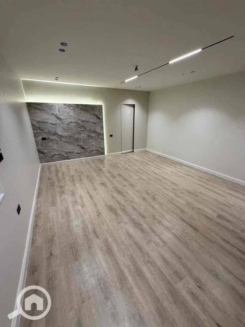 3 2170b280-8ec0-49c7-bb21-6db2aac68cb3. jpg