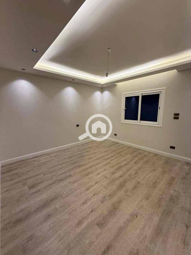 5 4b6b44b0-8dfb-4aaf-920d-73cbf715d15d. jpg