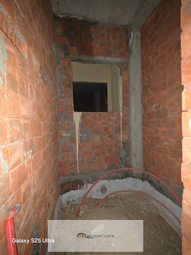 6 WhatsApp Image 2025-12-15 at 1.00. 56 PM (5). jpeg