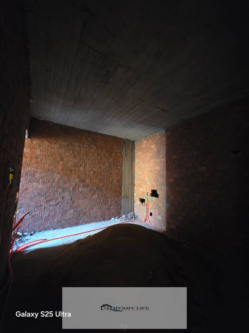 8 WhatsApp Image 2025-12-15 at 1.00. 56 PM. jpeg