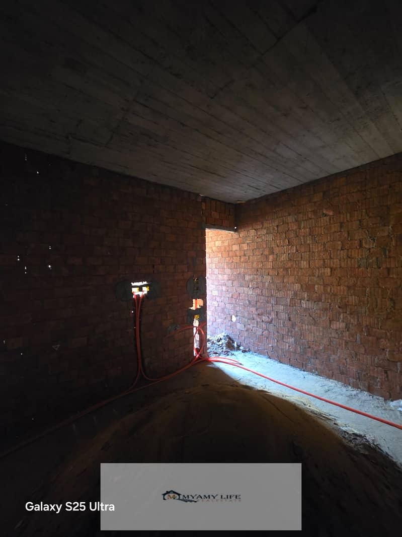 16 WhatsApp Image 2025-12-15 at 1.00. 57 PM. jpeg