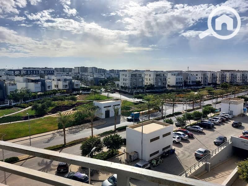 8 WhatsApp Image 2025-12-15 at 13.17. 25_50e5fe82. jpg