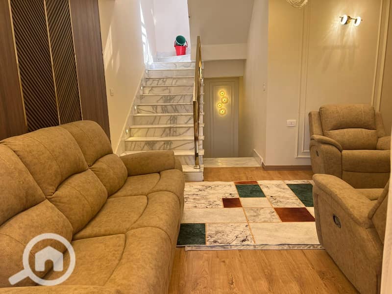 6 WhatsApp Image 2025-02-11 at 11.29. 54 PM. jpeg