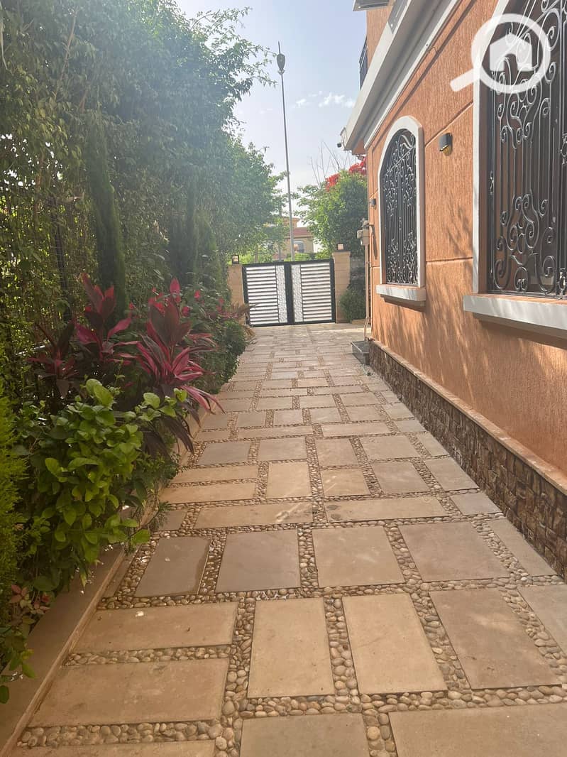 28 WhatsApp Image 2025-02-11 at 11.30. 03 PM. jpeg