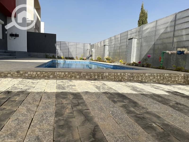 6 5e217a4b-ef69-41c9-8de0-f2f3be7f0707. jpg