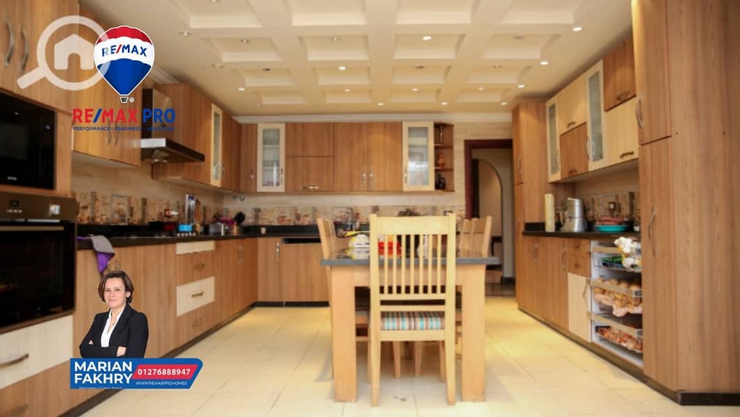 24 a430d67f-111f-4e07-8fb8-e43dd9c71da3. jpeg