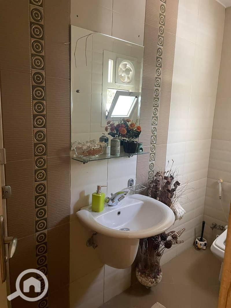 12 3341e0fd-b351-4643-bf6d-04c9af80ad5b. jpeg