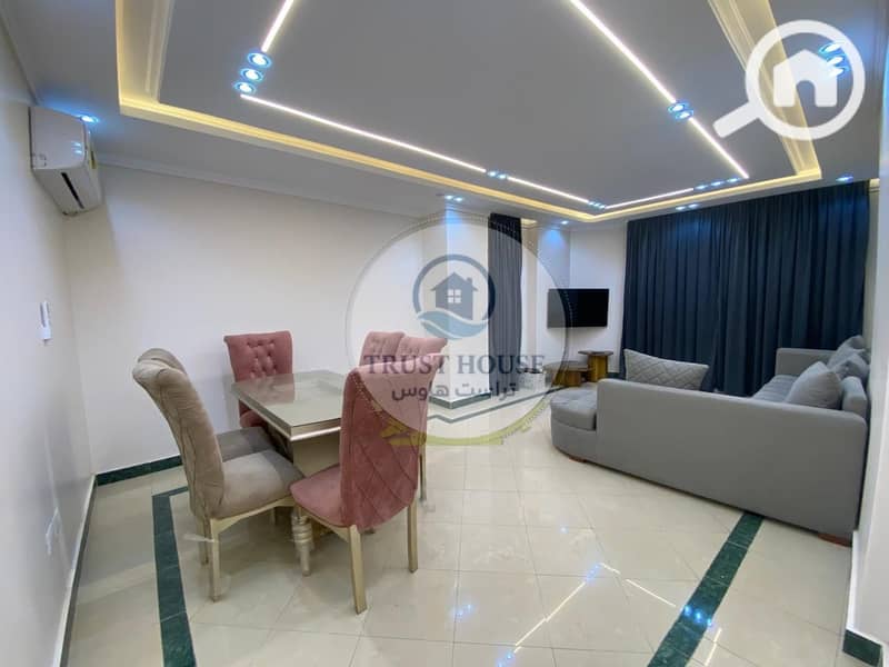 7 WhatsApp Image 2025-11-28 at 15.59. 52 (1). jpeg