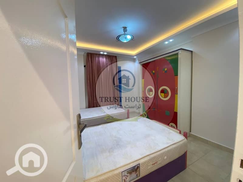 11 WhatsApp Image 2025-11-28 at 15.59. 53. jpeg