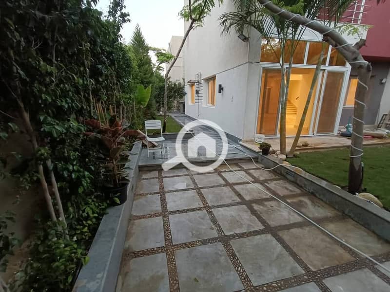 4 69b6aff7-40ce-435d-a31d-8975a4d09e74. jpeg