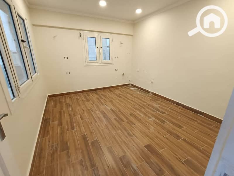 5 081f15ea-d83a-404e-8bcc-6352c25836cd. jpeg