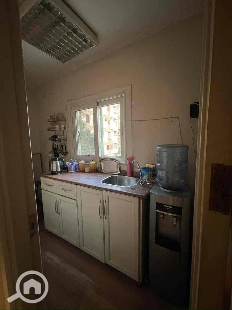 3 ed4fb060-b5ad-4a7c-9f4a-7212eda2b1ef. jpg