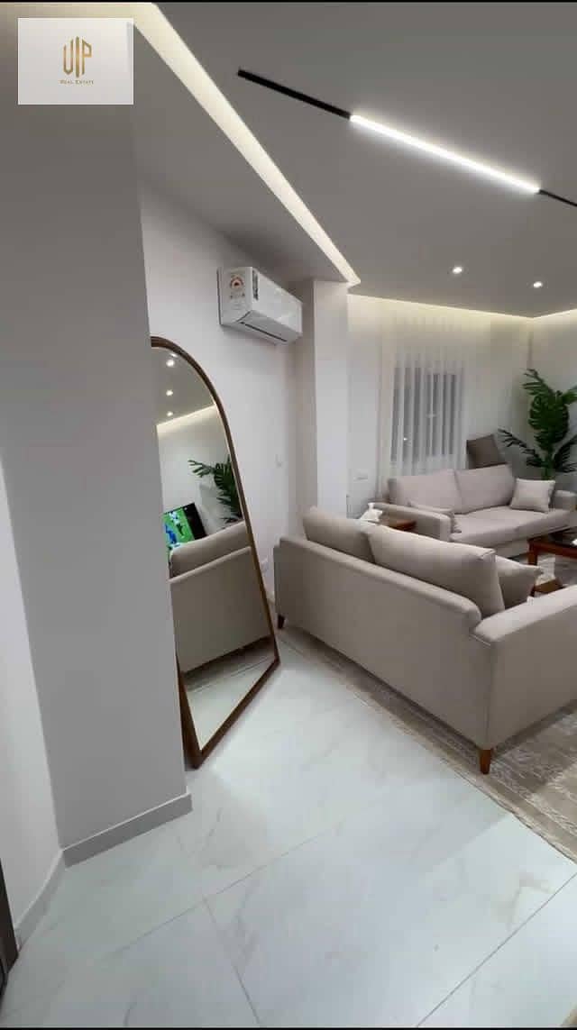 2 WhatsApp Image 2025-12-11 at 12.33. 10 PM. jpeg