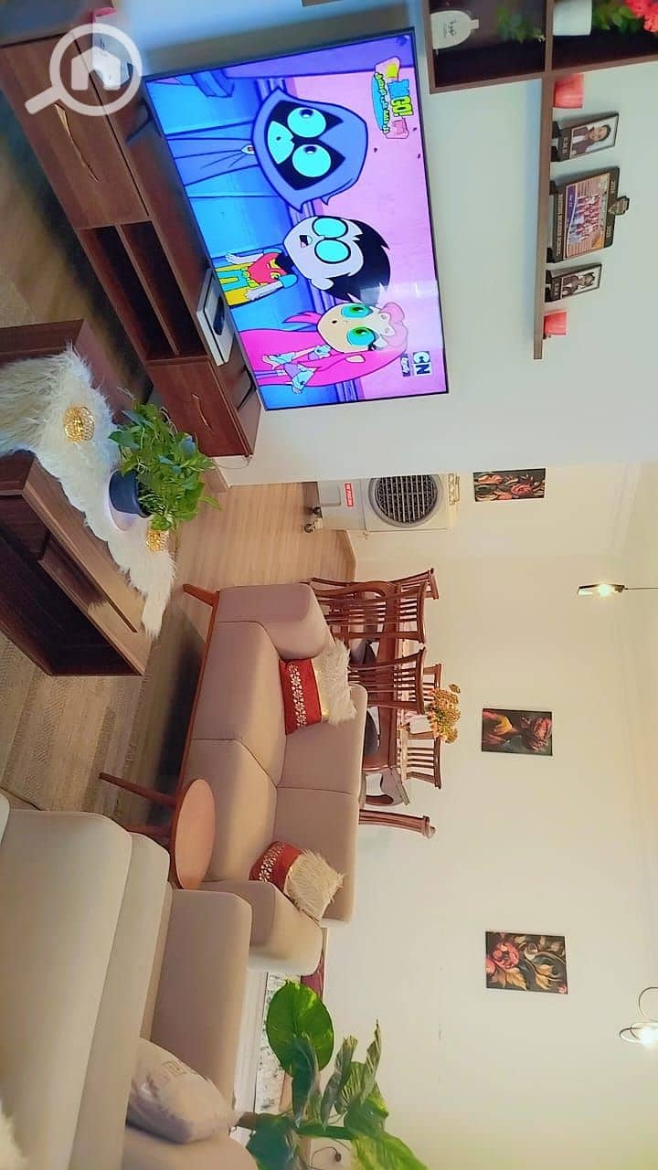 2 d9d8975d-5f4a-44fa-bd3b-1e6cf25692dc. jpg