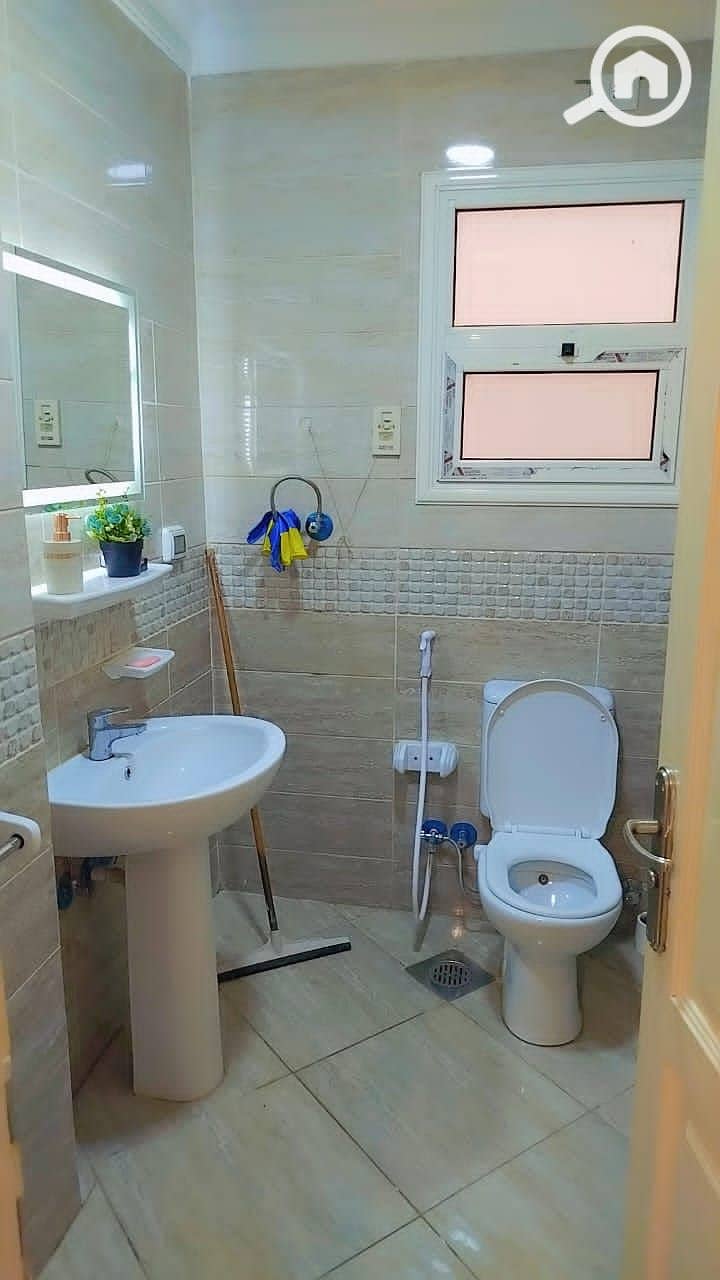 4 a10f0224-b7c8-46bf-b7b1-7f6cfa4edd5c. jpg