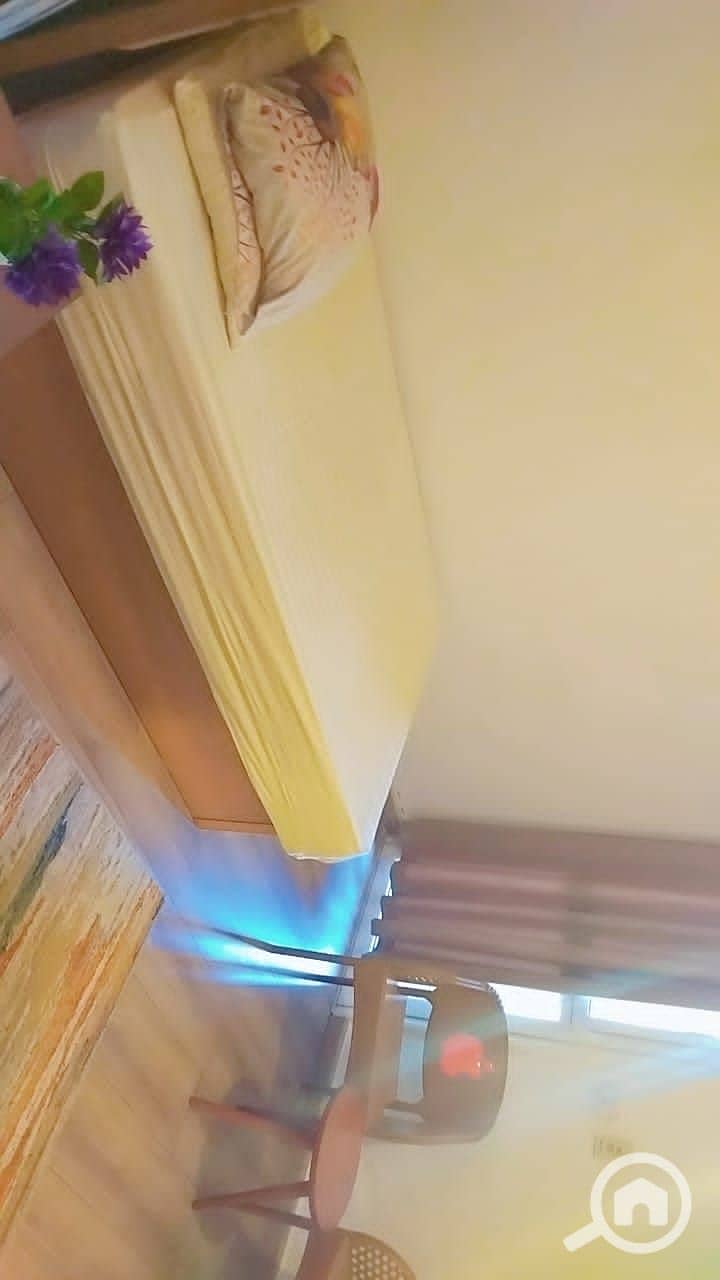 5 c1ffaa64-668b-462f-8c07-9f6a4243eba5. jpg