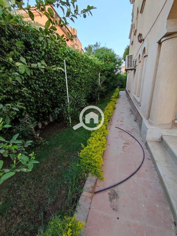 11 198c063f-fa63-425c-828b-e75f29856b87. jpg