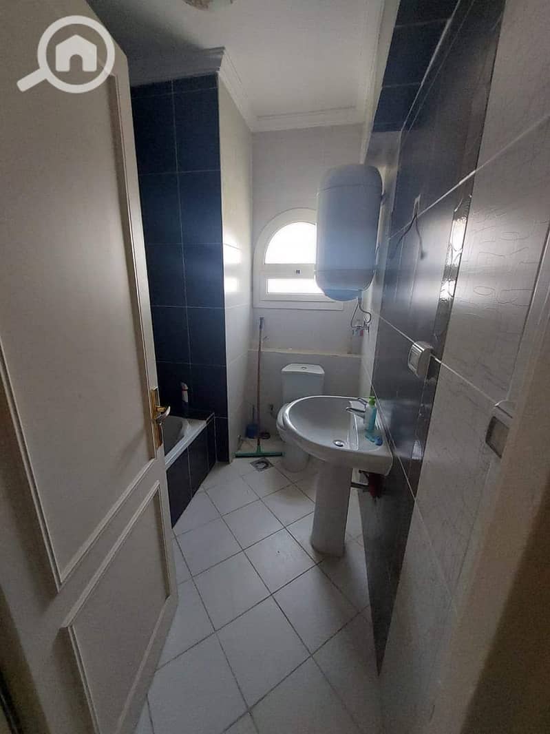 18 adb46200-53ac-4ab0-82ca-956844ce44d4. jpeg