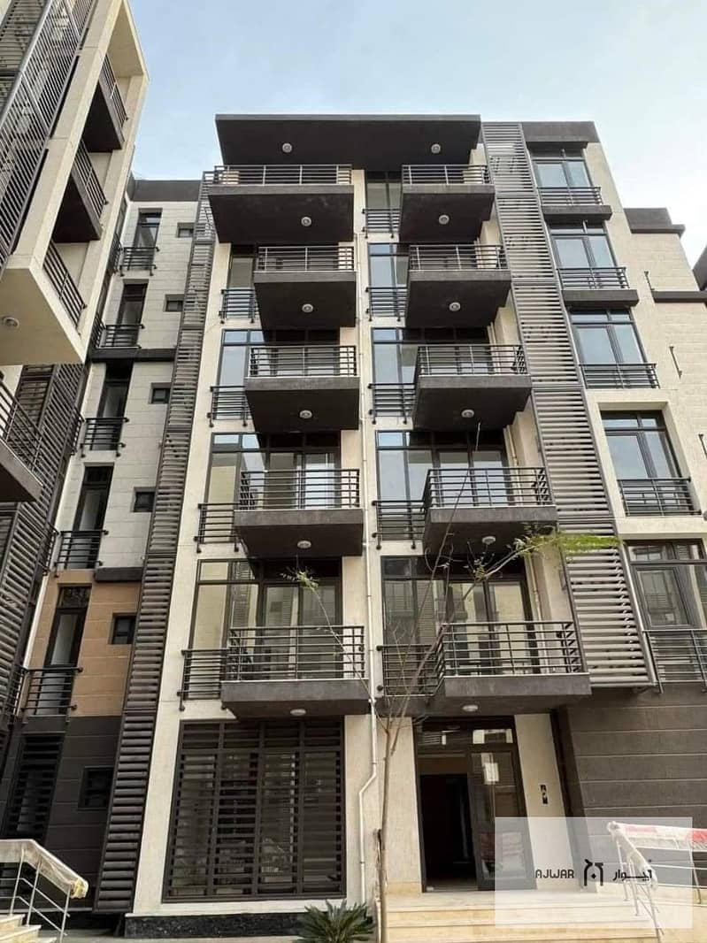 5 4b800be0-bfa9-4b69-8f74-1c4ede3bc4a7. jpg