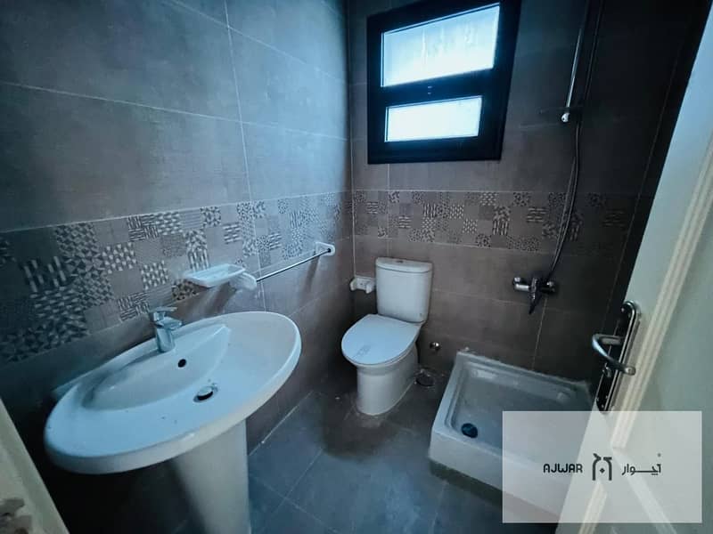 7 93183bab-5513-4cfa-974e-283f5a7af1cf. jpg