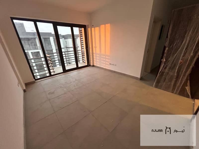 10 c685217c-505f-4578-ab17-c2ab4889d98b. jpg