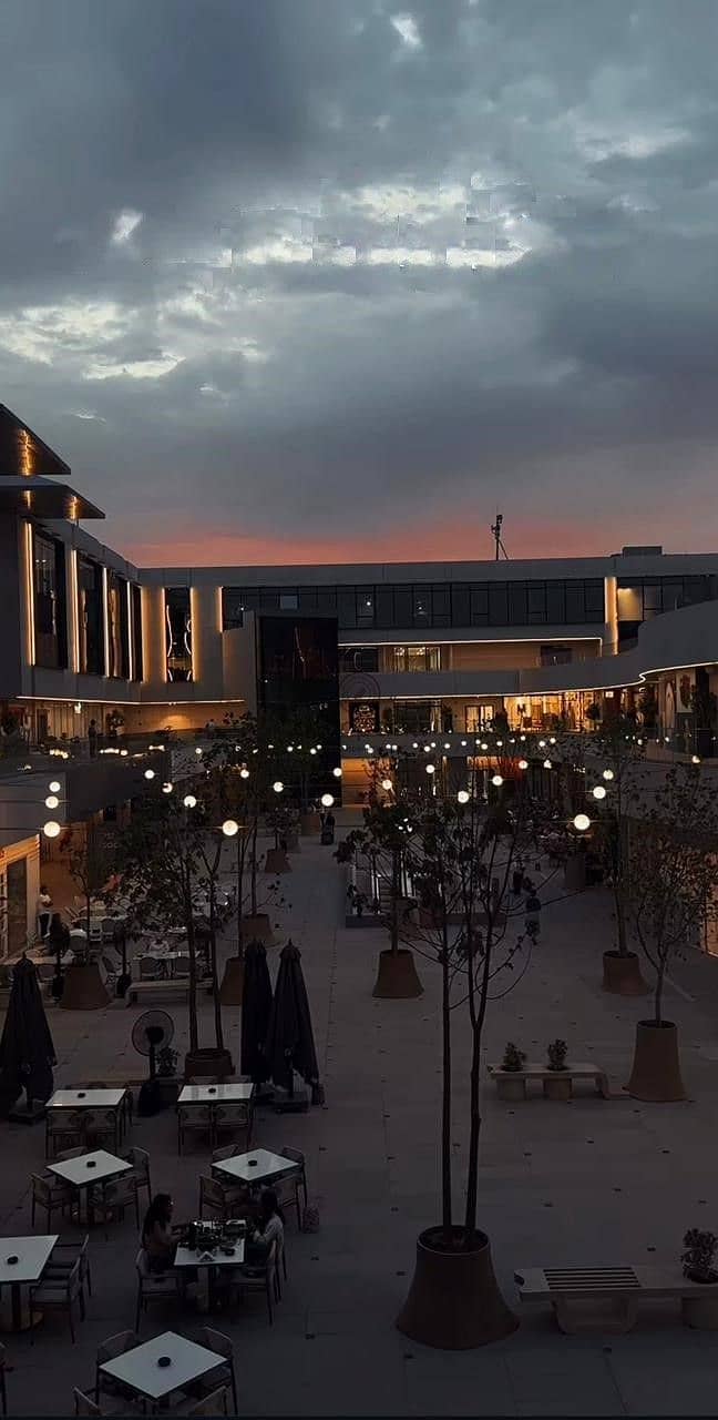 5 e060dc0b-a27e-460f-93a1-e61a8dd7a40e. jpeg