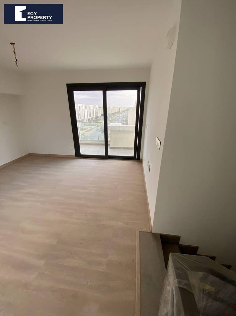 8 _files_WhatsApp Image 2025-12-12 at 3.09. 59 PM-6. jpeg