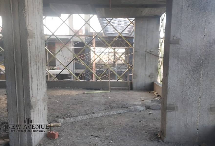 8 f6678043-5e20-48ff-87b6-b91c963b8129. jpg