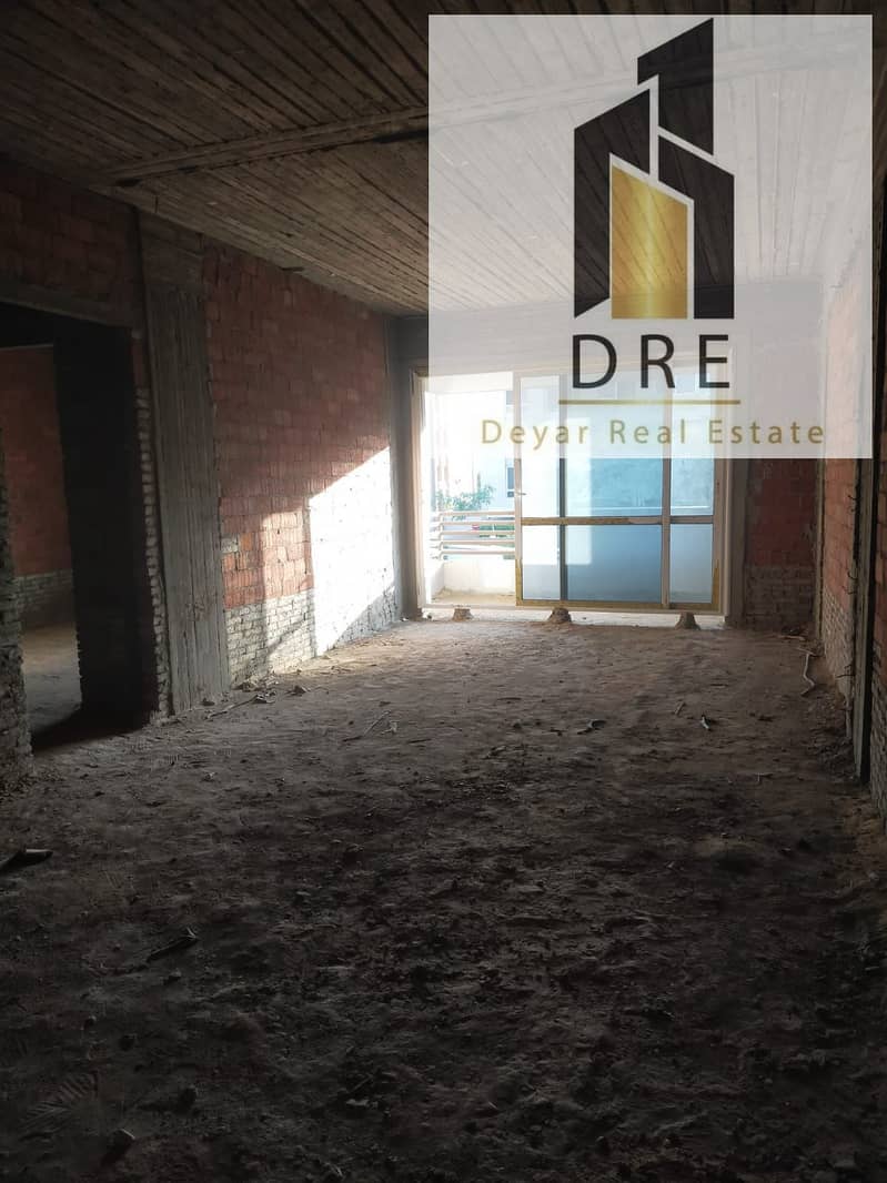 2 b2dfe5ed-305e-4578-8565-7074dd4fa1ba. jpg