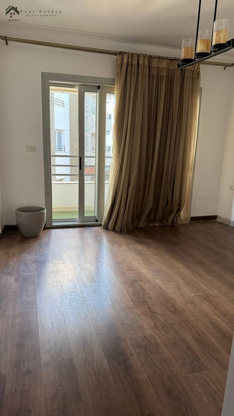 7 WhatsApp Image 2025-12-14 at 12.33. 12_f1700496. jpg