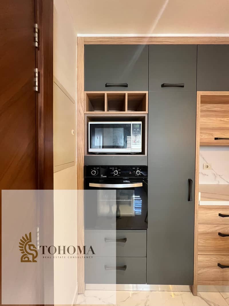 2 2f06b06c-2092-4743-b8d4-e3f2e9d1f755. jpg