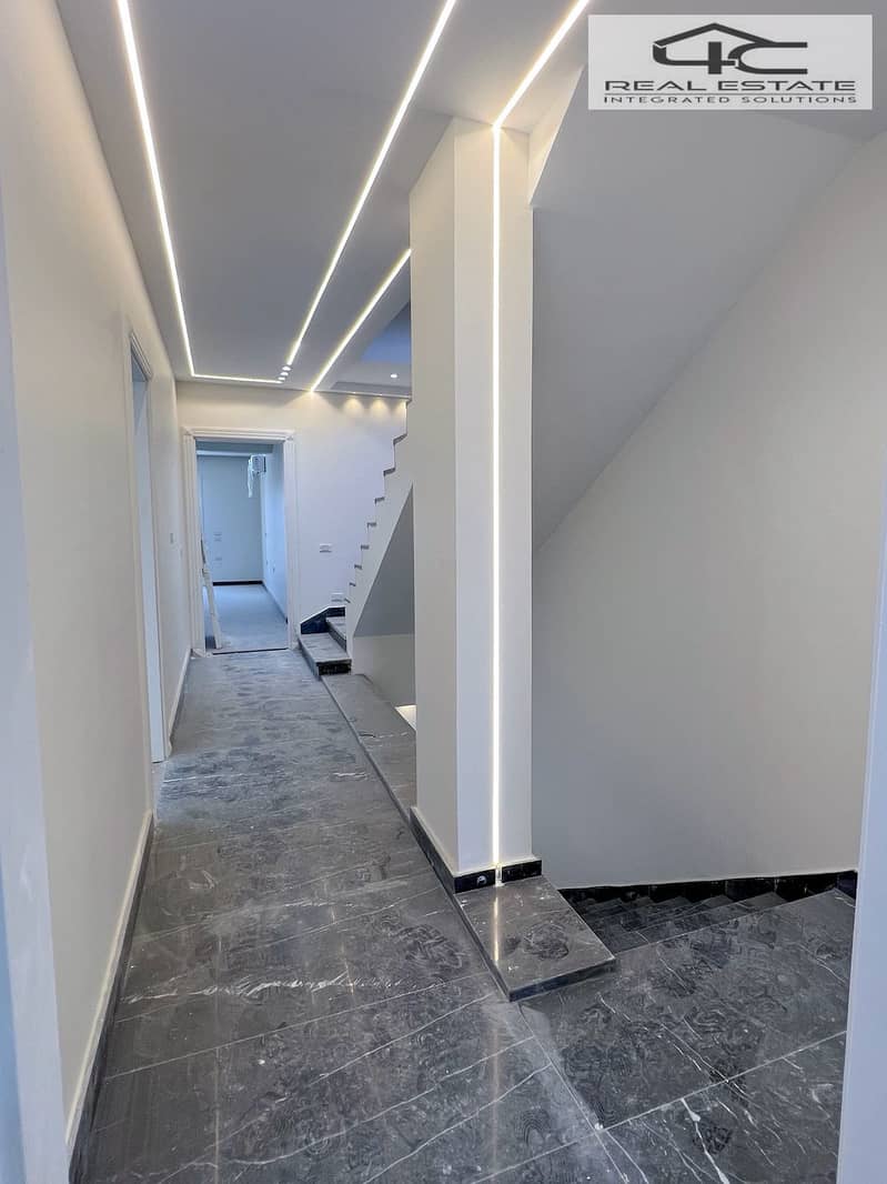 3 WhatsApp Image 2025-12-15 at 13.53. 28 (1). jpeg