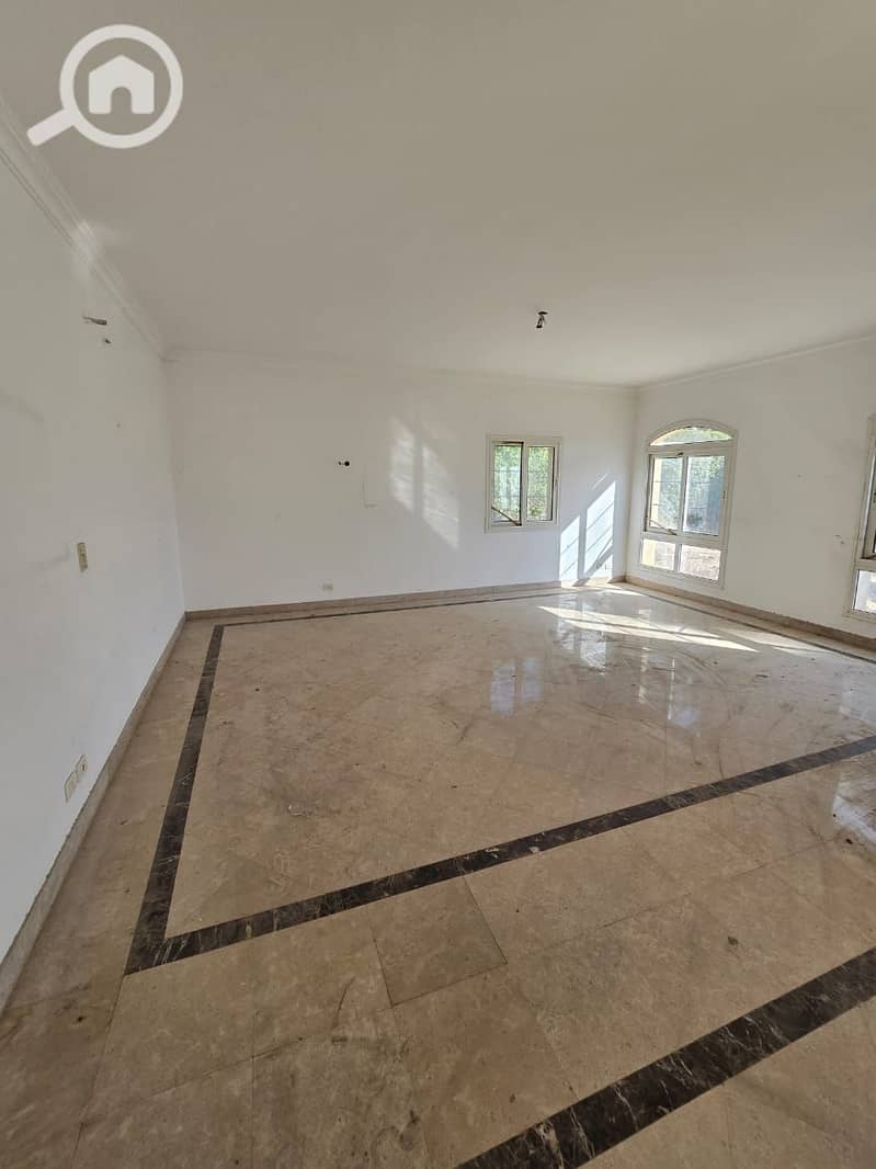 11 18483c3e-e55c-45ad-a17a-4de7dd580ebd. jpeg