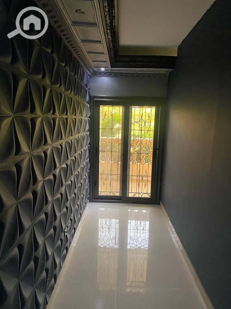 7 f93f1ff6-e55c-409c-9de0-29d0464a38ae. jpeg